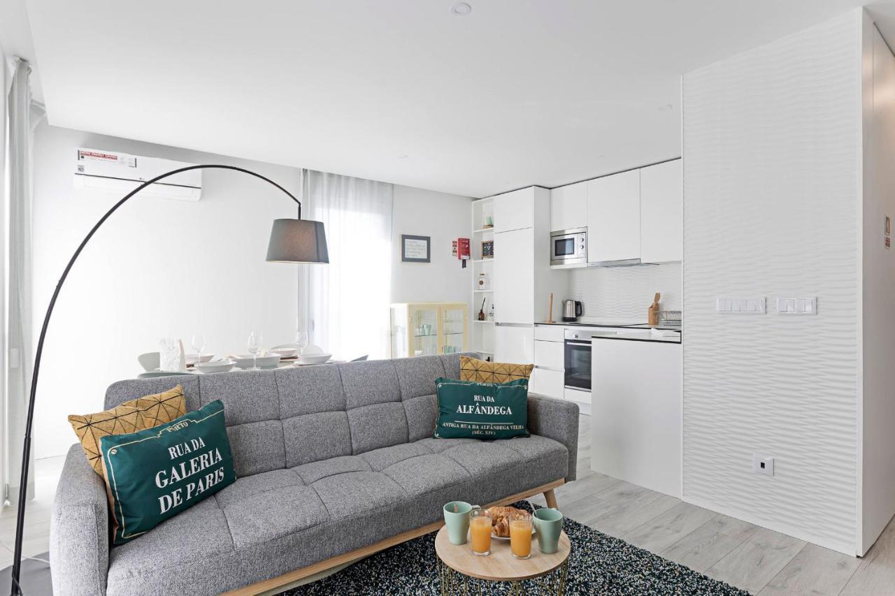 Stylish Flat W/ Gym & Parking By Lovelystay Porto Kültér fotó