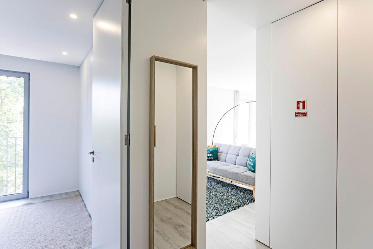 Stylish Flat W/ Gym & Parking By Lovelystay Porto Kültér fotó